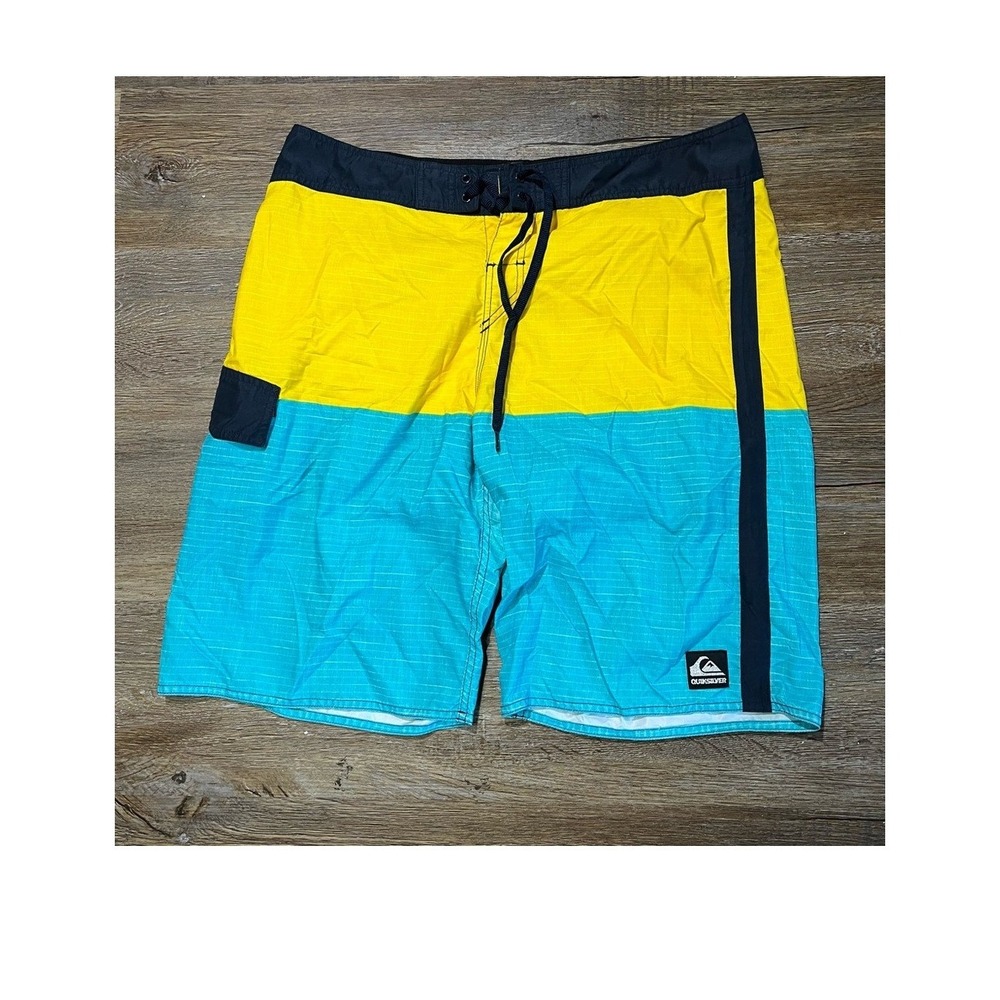 Y2K Quiksilver‎ Mens Swim Shorts